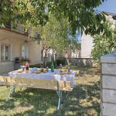 House 1428 Dom wakacyjny Marčana