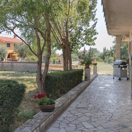 House 1428 Nyaraló Marčana